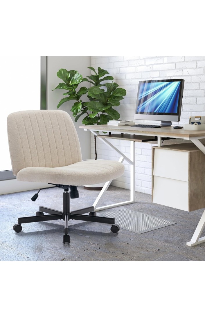 Read more about the article office chair